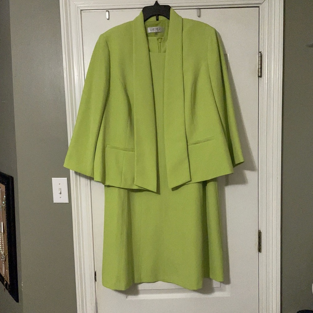 2 Piece Lime green dress suit, size 16W